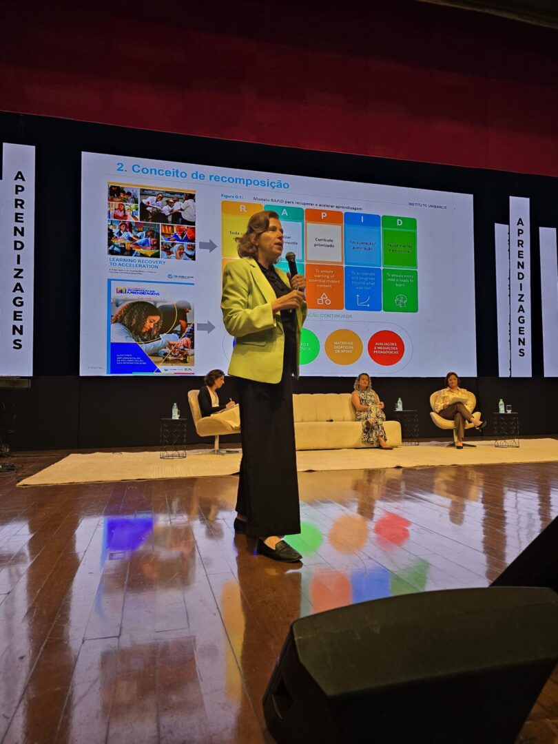 Seminário Recompor com Equidade reúne 1.200 profissionais da educação de Goiás